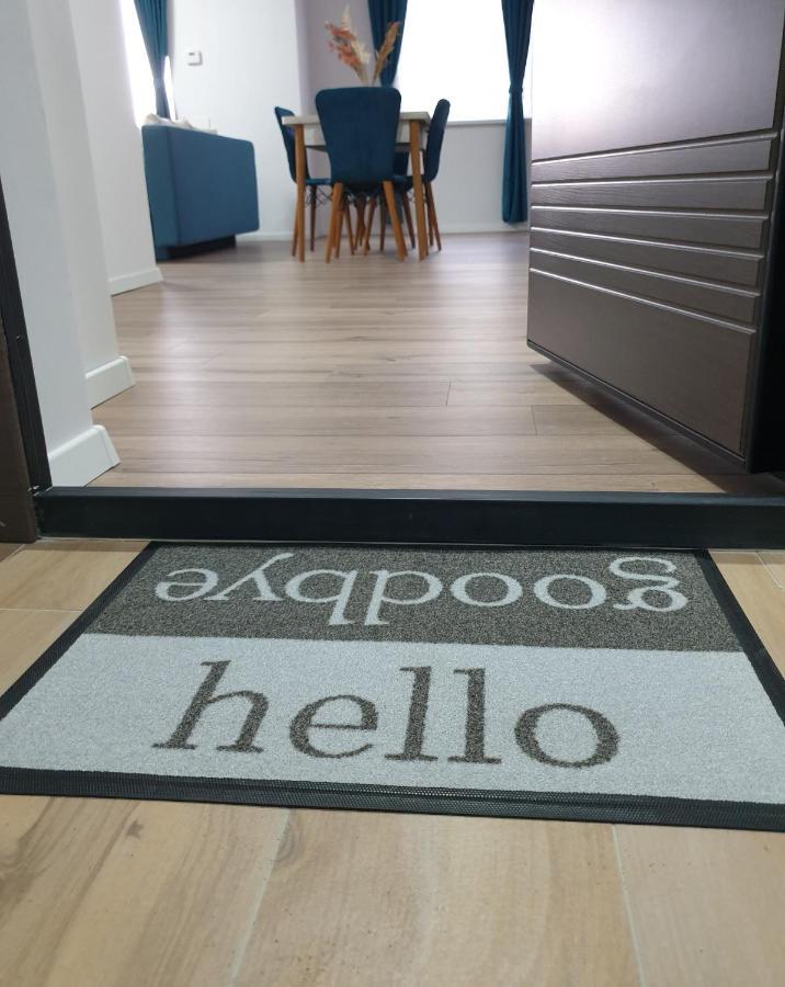 Iosia Apartment 203 Oradea Buitenkant foto