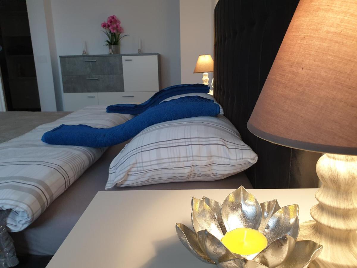 Iosia Apartment 203 Oradea Buitenkant foto