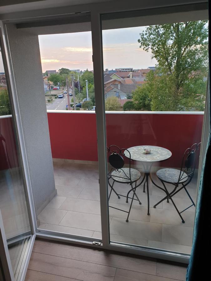 Iosia Apartment 203 Oradea Buitenkant foto